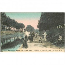carte postale ancienne 94 CHARENTON LE PONT. Pêcheurs au bord du Canal