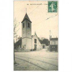 carte postale ancienne 94 BRY SUR MARNE. L'Eglise 1909 et Cordonnier