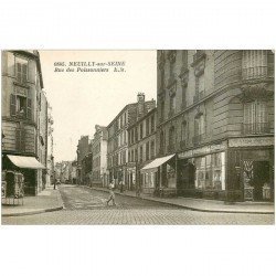 carte postale ancienne K. 92 NEUILLY-SUR-SEINE. Boulangerie Rue des Poissonniers Pâtisserie du Château et Coiffeur