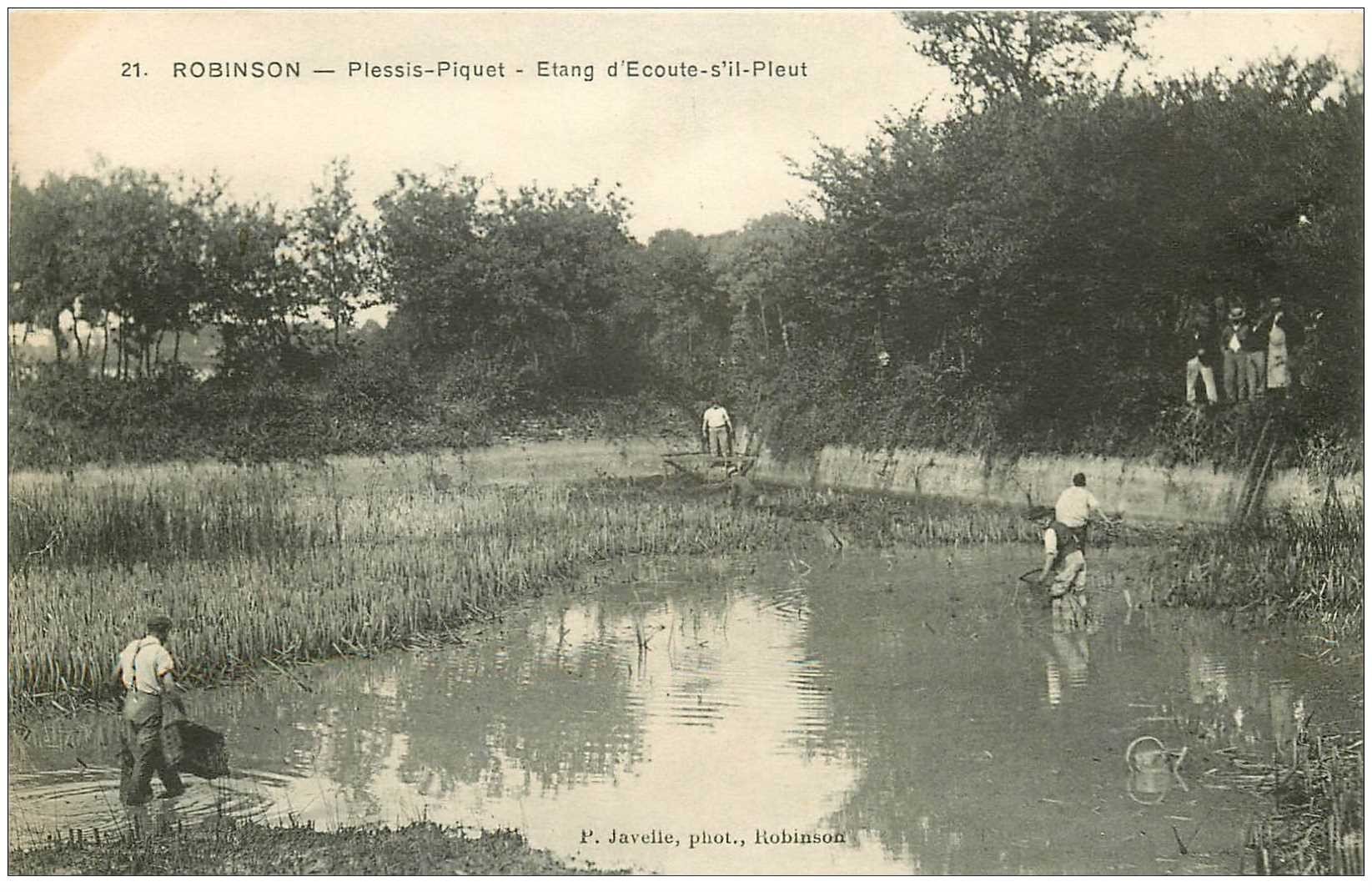 K. 92 LE PLESSIS ROBINSON. PlessisPiquet. Etang d'Ecoutes'ilPleut avec Nettoyeurs
