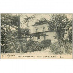 carte postale ancienne K. 92 COURBEVOIE. Square Hôtel de Ville 1927