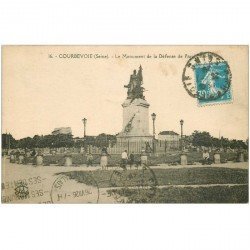 carte postale ancienne K. 92 COURBEVOIE. Monument de la Défense de Paris 1926