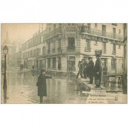 Inondation et Crue de 1910. CLICHY 92. Bureau Central Téléphonique