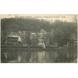 carte postale ancienne 92 VILLE D'AVRAY. Les Etangs avec Hôtel et Monument de Corot vers 1928