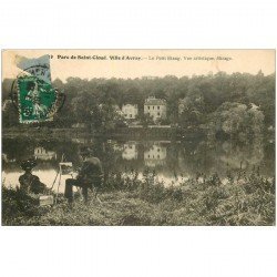 carte postale ancienne 92 VILLE D'AVRAY. Artiste Peinte au Mirage sur le Petit Etang Parc de Saint Cloud 1911