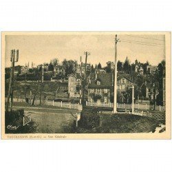 carte postale ancienne 92 VAUCRESSON. Le Passage à niveau et vue générale