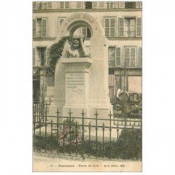 carte postale ancienne 92 SURESNES. Statue de Zola 1919