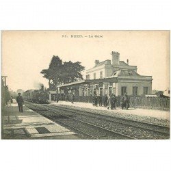 92 RUEIL. Train locomotive à vapeur dans la Gare