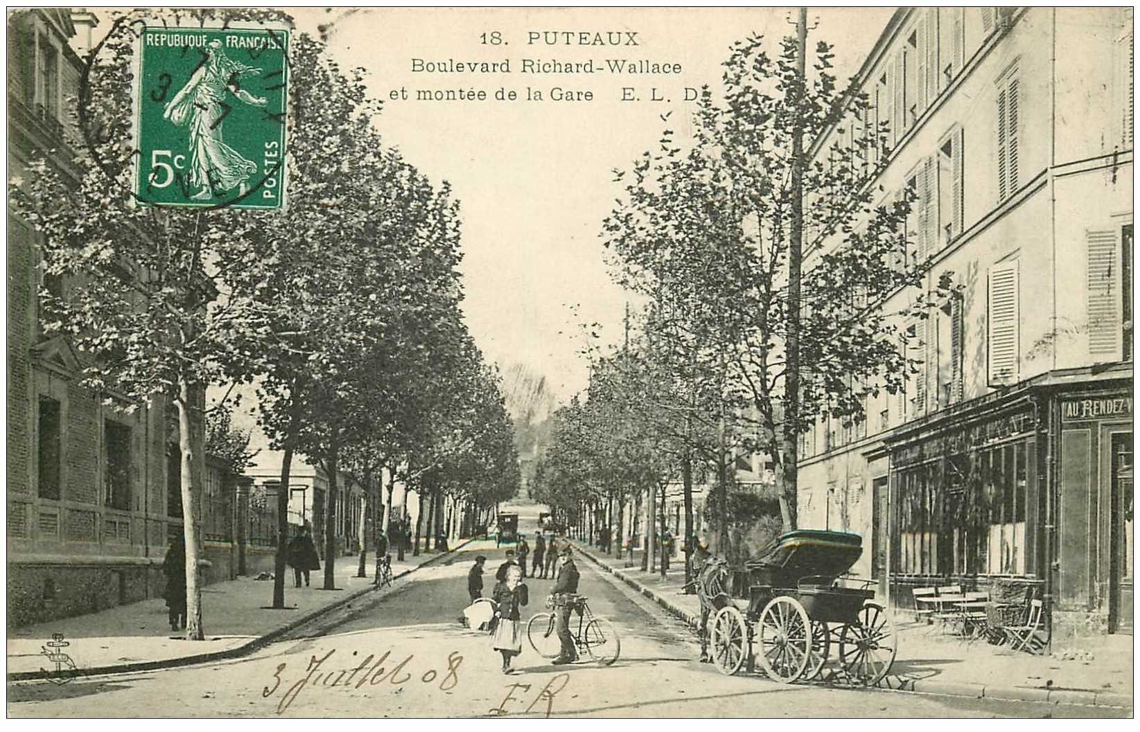 carte postale ancienne 92 PUTEAUX. Café Au Rendez Vous boulevard Richard Wallace et montée de la Gare 1908 Télégraphiste à vélo