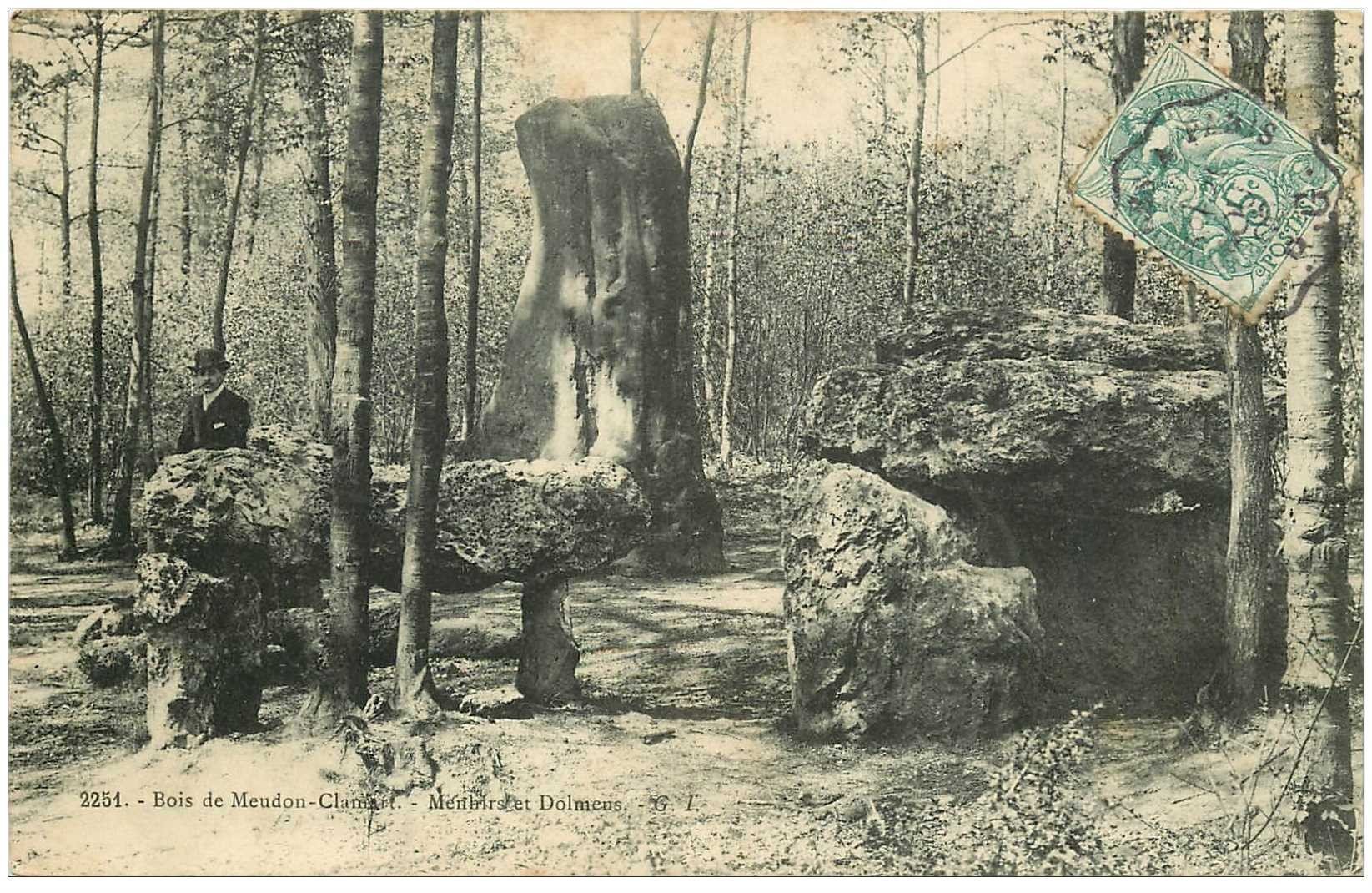 carte postale ancienne 92 MEUDON. Bois Clamart. Menhirs et Dolmens 1906