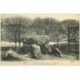 carte postale ancienne 92 MEUDON. Bois Clamart. Dolmen sur la Pelouse de l'Observatoire. Au fond Orphelinat Saint Philippe 1913
