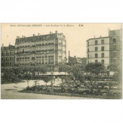 carte postale ancienne 92 LEVALLOIS PERRET. Jardins de la Mairie 1931