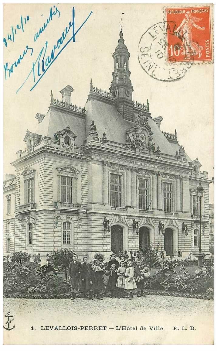 92 LEVALLOIS-PERRET. Hôtel de Ville 1910