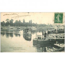 carte postale ancienne 92 LEVALLOIS PERRET. Embarcation Ponton de la Félicité 1908