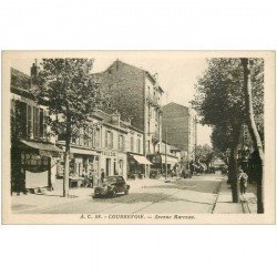 carte postale ancienne 92 COURBEVOIE. Voiture ancienne devant le Tailleur Avenue Marceau