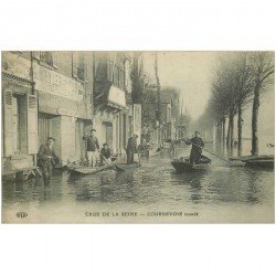 carte postale ancienne 92 COURBEVOIE. Maison Seyler constructeur de Canots pendant la Crue de 1910