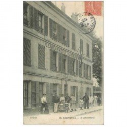 carte postale ancienne 92 COURBEVOIE. La Gendarmerie 1906. Carte déliassée mais bon état...
