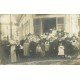 93 MONTREUIL SOUS BOIS. Rassemblement devant un Commerce rue Alexis Pesnon. Photo carte postale ancienne et rare