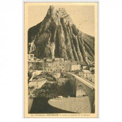 carte postale ancienne 04 SISTERON. Rocher et Quartier de la beaume 1937