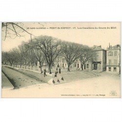 carte postale ancienne 30 PONT-SAINT-ESPRIT. Escaliers Cours du Midi