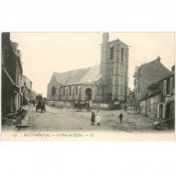 carte postale ancienne 80 AULT ONIVAL. Café Place de l'Eglise