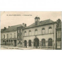 carte postale ancienne 80 AILLY-SUR-NOYE. Hôtel de Ville Café Hôtel de France et de Navarre