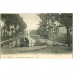 carte postale ancienne 80 AMIENS. Au Jardin des Plantes