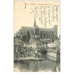 carte postale ancienne 80 AMIENS. Cathédrale côté Nord et le Marché