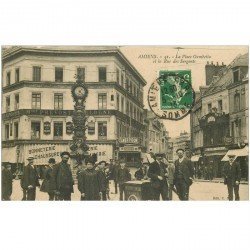 carte postale ancienne 80 AMIENS. Place Gambetta et Rue des Sergents 1913 tricycle café. Carte impeccable