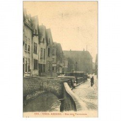 carte postale ancienne 80 AMIENS. Rue des Tanneurs animation