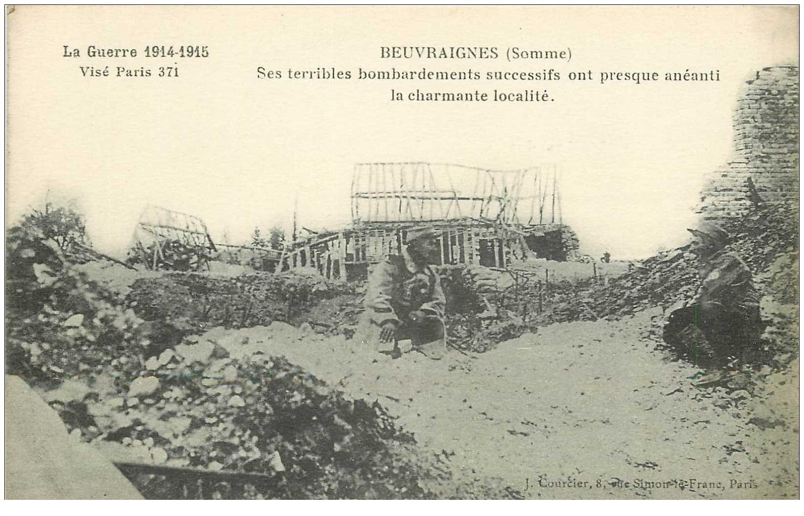 carte postale ancienne 80 BEAUVRAIGNES. Soldats après terribles bombardements