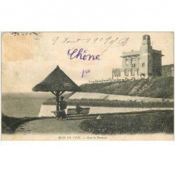 carte postale ancienne 80 BOIS-DE-CISE. Animation sous le Parasol 1909. timbre absent