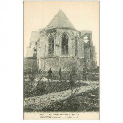 carte postale ancienne 80 BOUCHOIR. L'Eglise avec Militaires 462