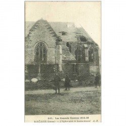 carte postale ancienne 80 BOUCHOIR. L'Eglise avec Militaires Guerre 1914-18