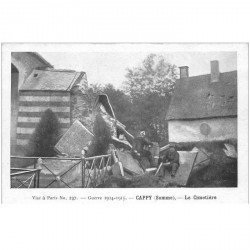 carte postale ancienne 80 CAPPY. Cimetière avec Soldats. Guerre 1914-18