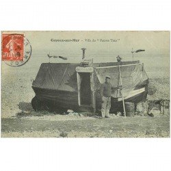 carte postale ancienne 80 CAYEUX SUR MER. Villa du Pauvre Toto 1909 une barque tranformée en habitation.