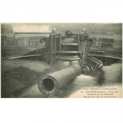 carte postale ancienne 80 CHUIGNES. Grosse Bertha canon abandonné par les Allemands. Guerre 1914-18.