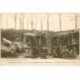 carte postale ancienne 80 CHUIGNES. Militaire sur la Grosse Bertha Gros canon abandonné par les Allemands. Guerre 1914-18.