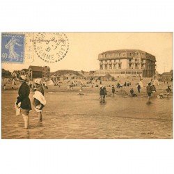 carte postale ancienne 80 FORT-MAHON. La Plage 1931 bain de pieds