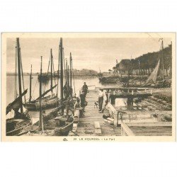 80 LE HOURDEL. Le Port avec Barques de Pêcheurs. Poissons et Crustacés