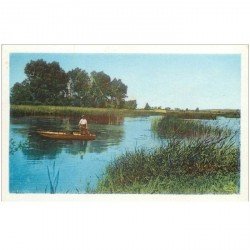 carte postale ancienne 80 LONGPRE-LES-CORPS-SAINTS. Pêcheur sur l'Etang des Trentes