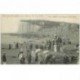 carte postale ancienne 80 MERS-LES-BAINS. La Plage à Marée basse avec les ombrelles 1906