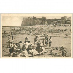 carte postale ancienne 80 MERS-LES-BAINS. Le repos sur la Plage 1937