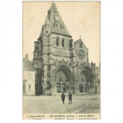 carte postale ancienne 80 MOREUIL. Eglise et Militaires 1916