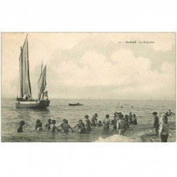 carte postale ancienne 80 ONIVAL. La Baignade 1909 Bateau de Pêche