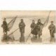carte postale ancienne 80 ONIVAL. Pêcheur et Pêcheuses de Crevettes. Poissons et Crustacés