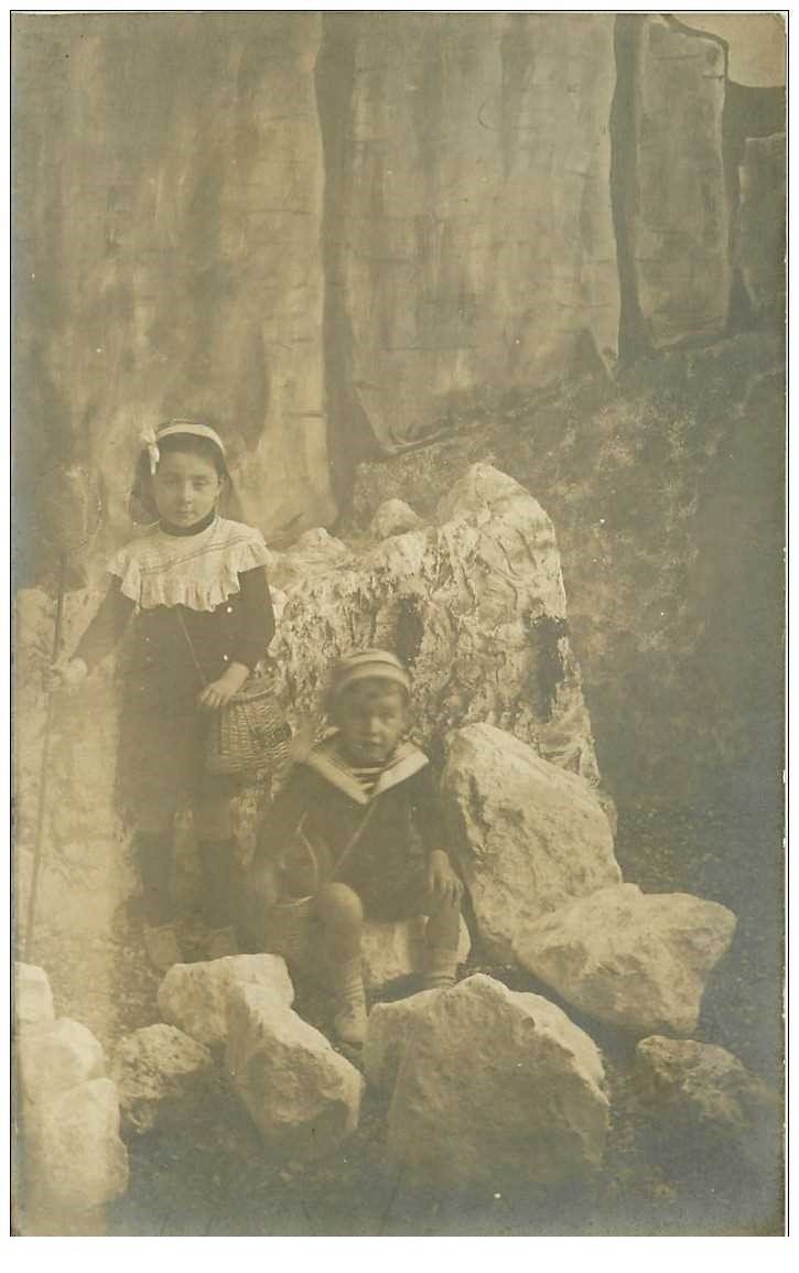 80 ONIVAL. Rare Carte Photo Jeunes Pêcheurs de Crabes et Crustacés 1908