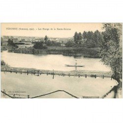 carte postale ancienne 80 PERONNE. Pêcheur sur les Etangs de la Haute-Somme