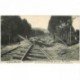 carte postale ancienne 80 PICQUIGNY. Pont de la voie ferrée que l'on a fait sauter avec Cheminot