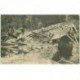 carte postale ancienne 80 PICQUIGNY. Voie ferrée détruite avec Cheminot